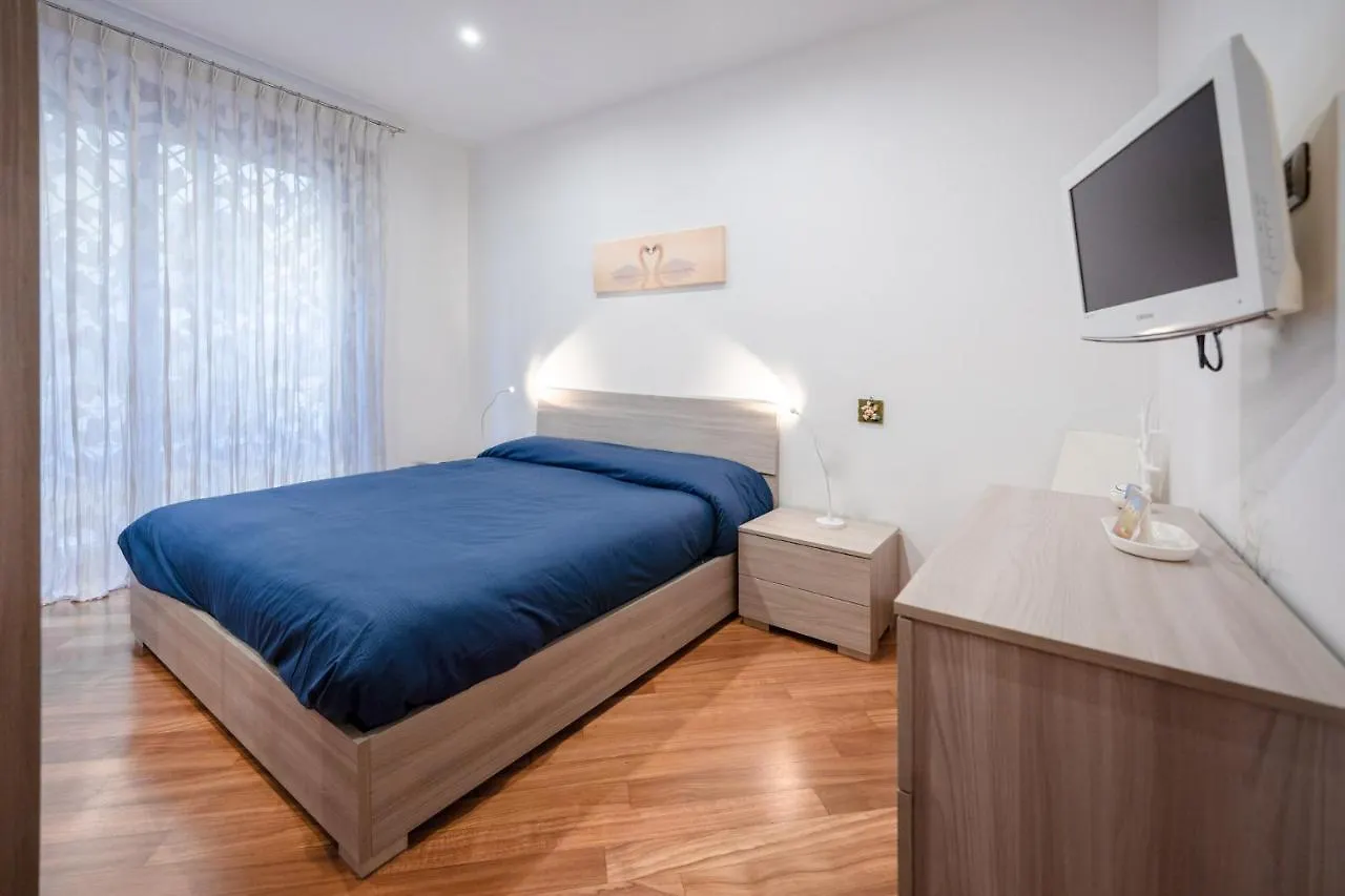 Napoli Charming Apartments Vomero 