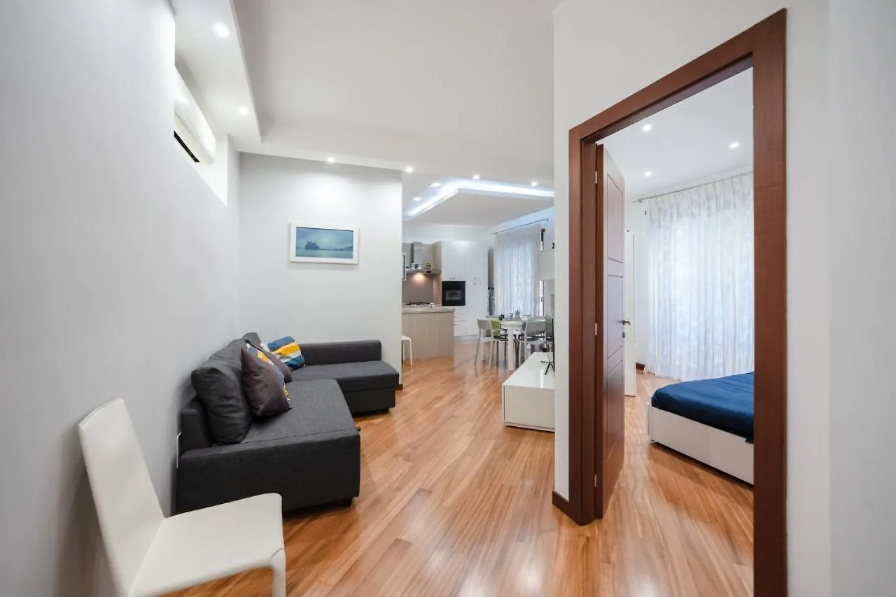 Napoli Charming Apartments Vomero 